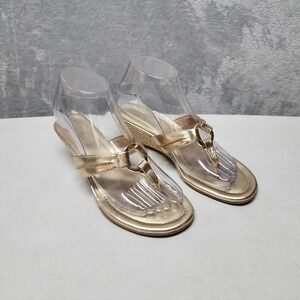 Lilly Pulitzer Sandals Womens Size 6  Gold Metallic Leather Thong Wedge Mckim